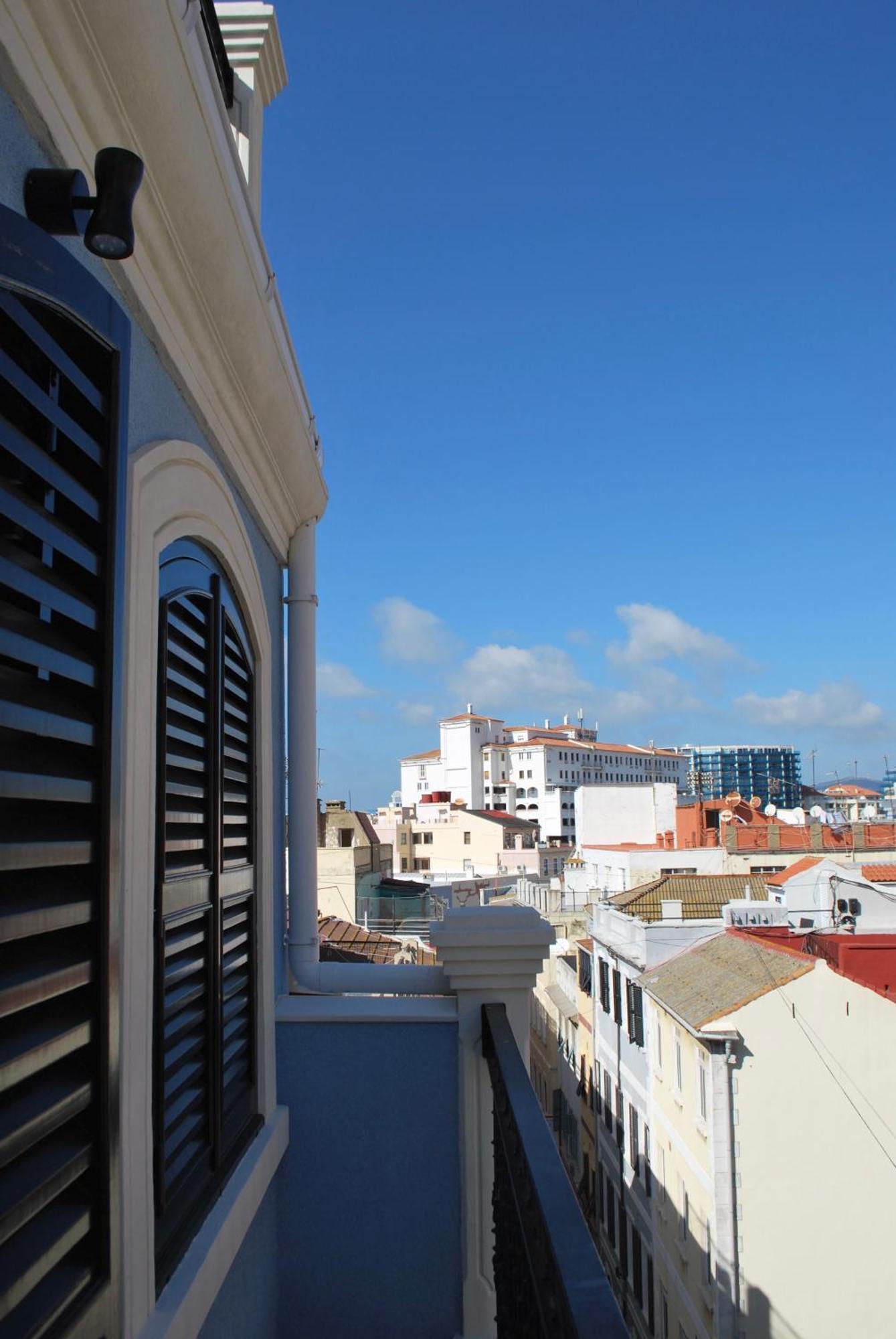 Fabulous City Centre Apartment - Grand Central House Gibraltar Extérieur photo