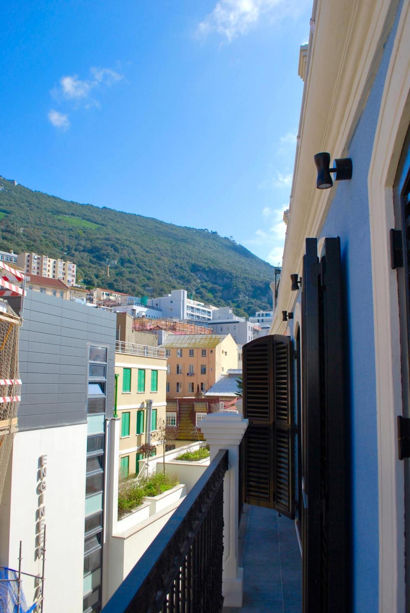 Fabulous City Centre Apartment - Grand Central House Gibraltar Extérieur photo