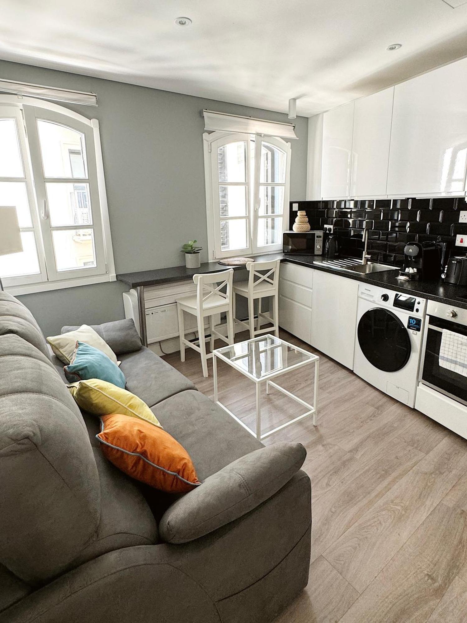 Fabulous City Centre Apartment - Grand Central House Gibraltar Extérieur photo