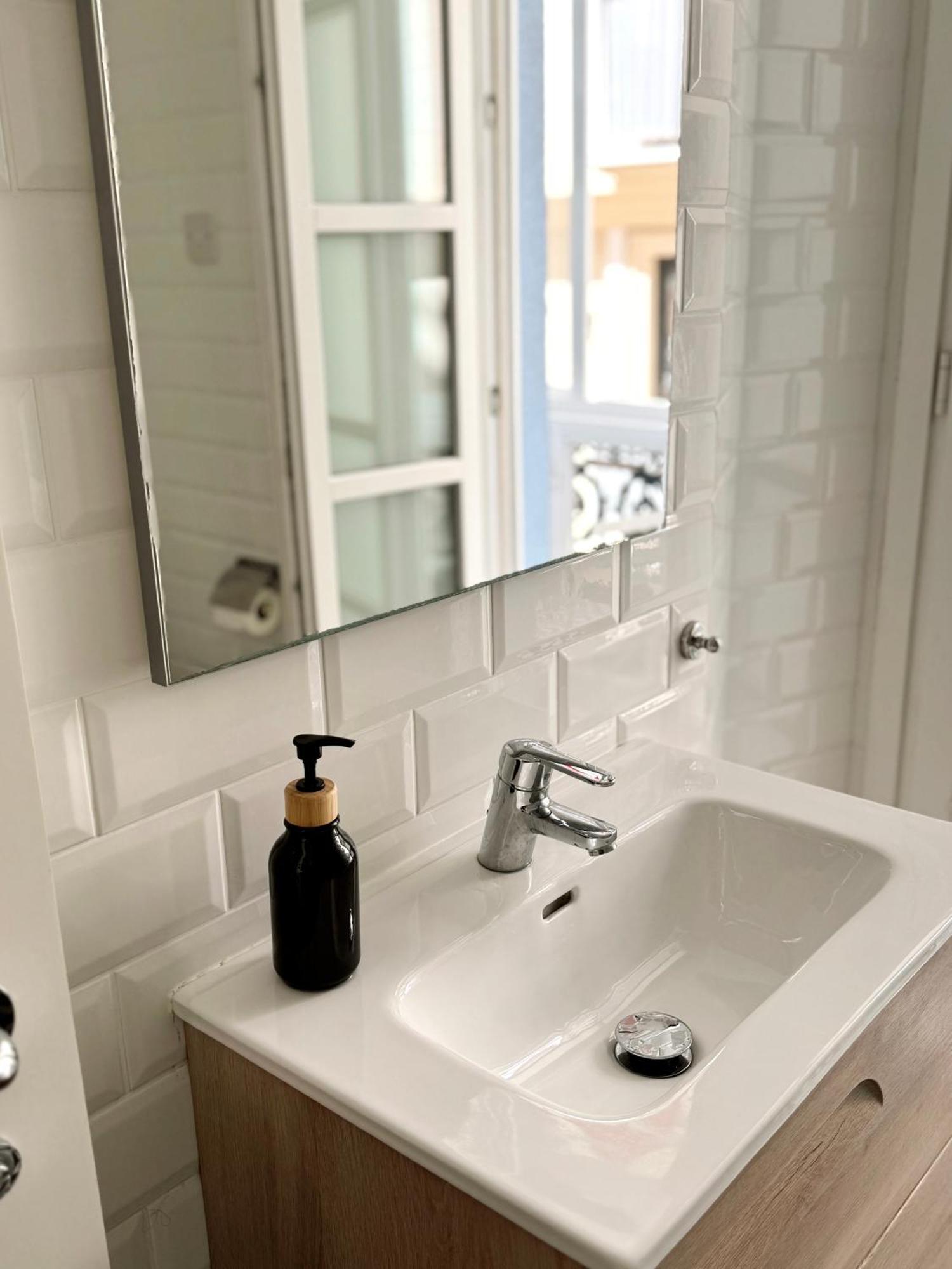 Fabulous City Centre Apartment - Grand Central House Gibraltar Extérieur photo