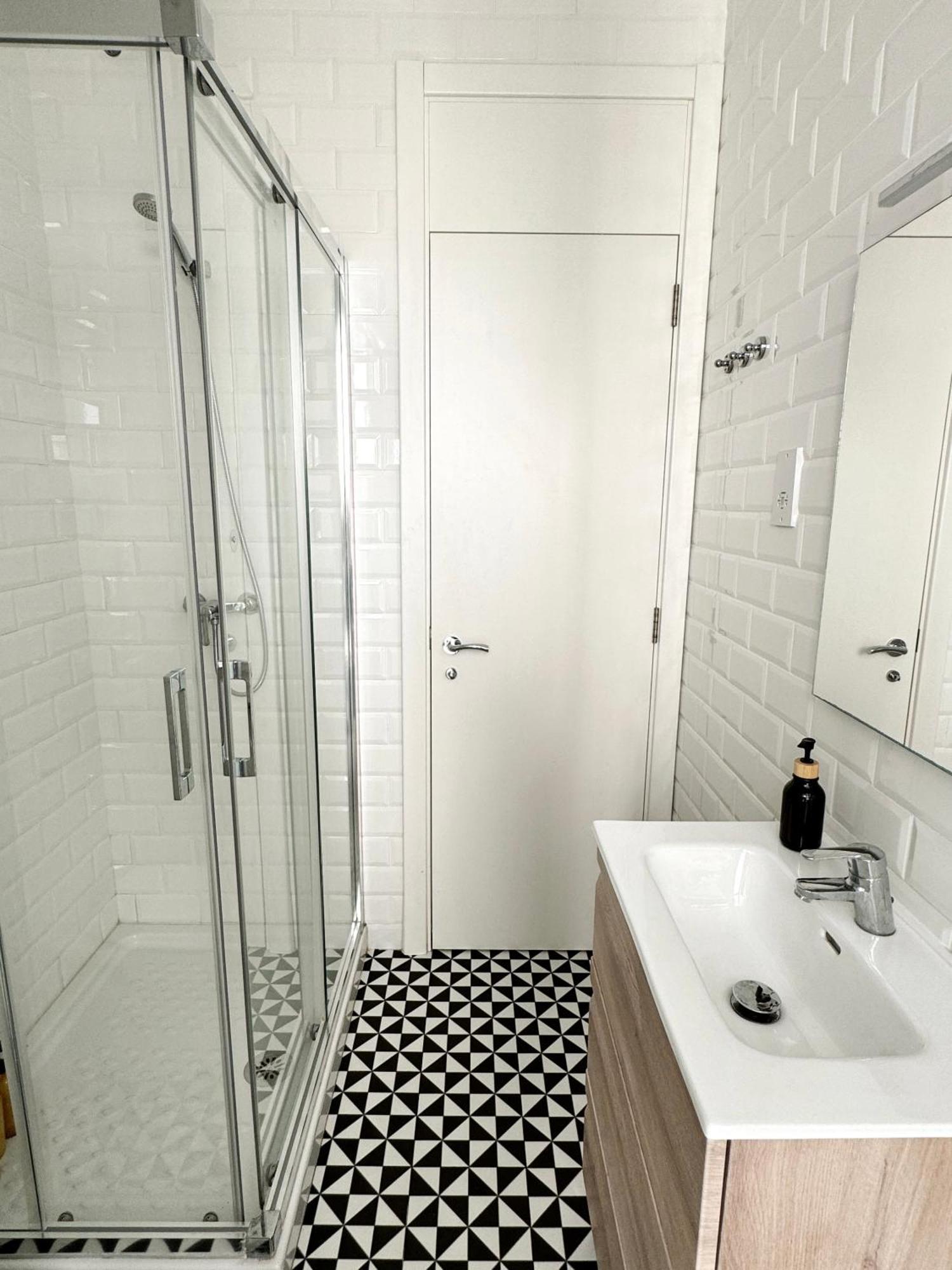 Fabulous City Centre Apartment - Grand Central House Gibraltar Extérieur photo