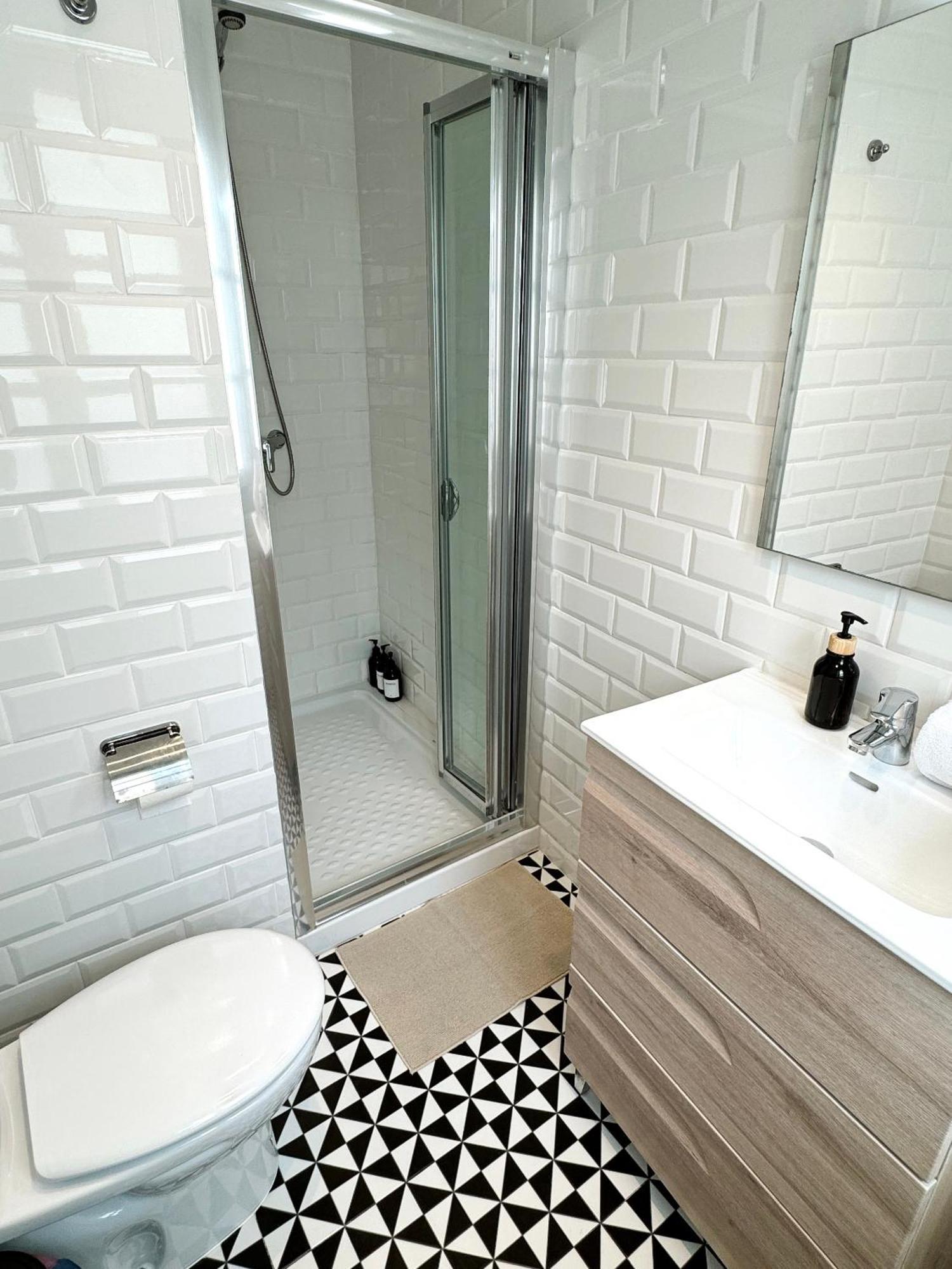 Fabulous City Centre Apartment - Grand Central House Gibraltar Extérieur photo