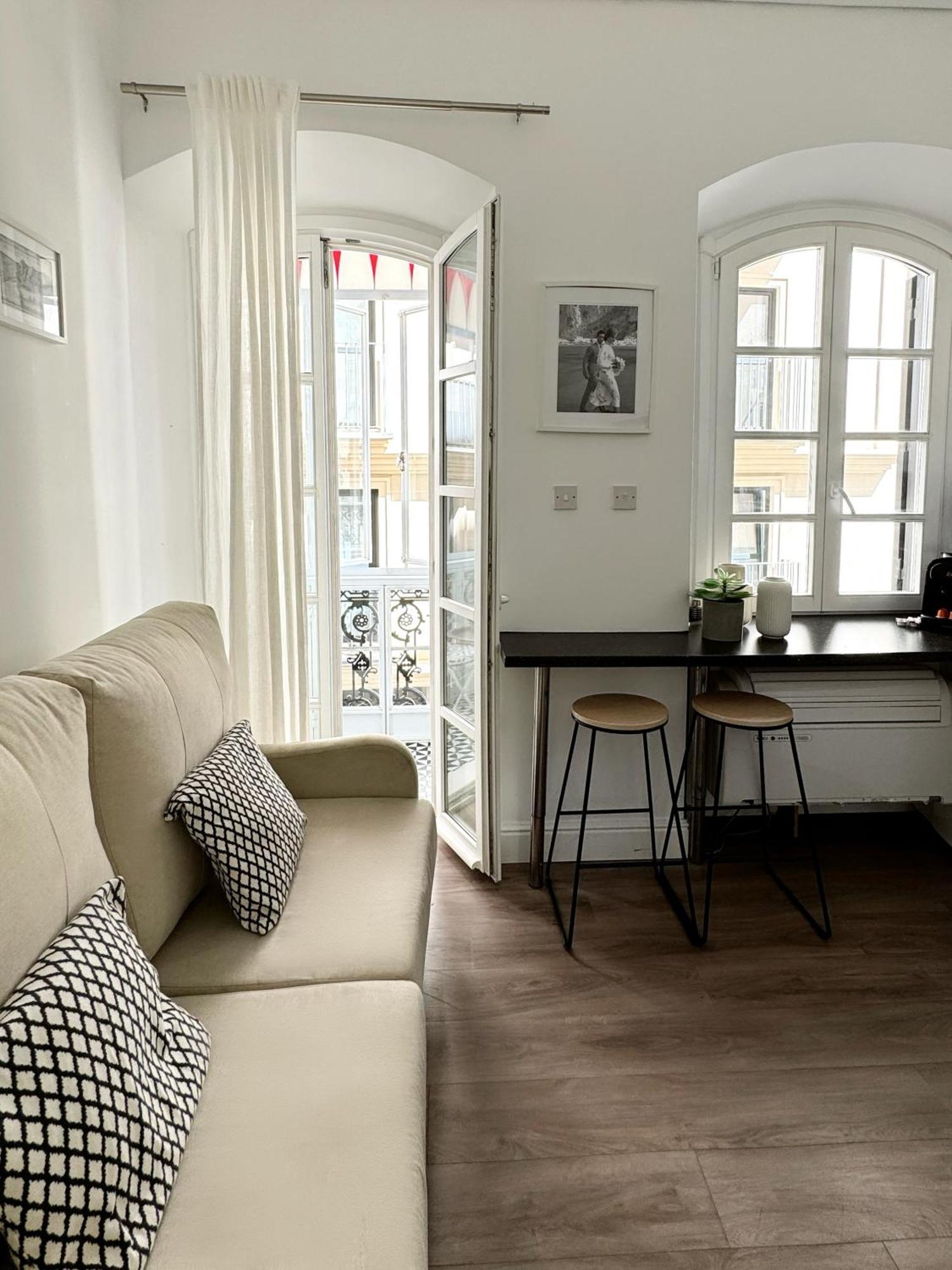 Fabulous City Centre Apartment - Grand Central House Gibraltar Extérieur photo