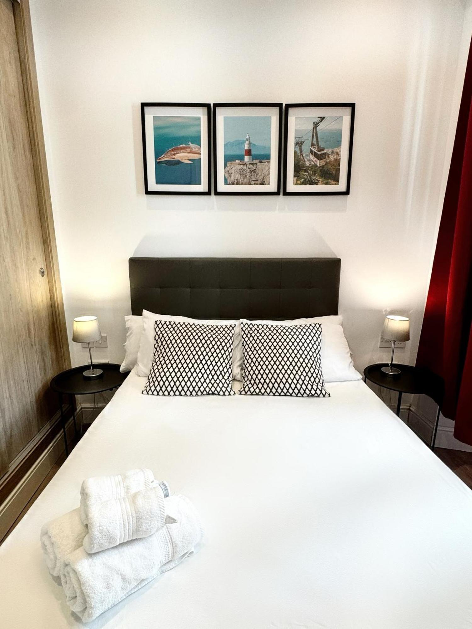 Fabulous City Centre Apartment - Grand Central House Gibraltar Extérieur photo