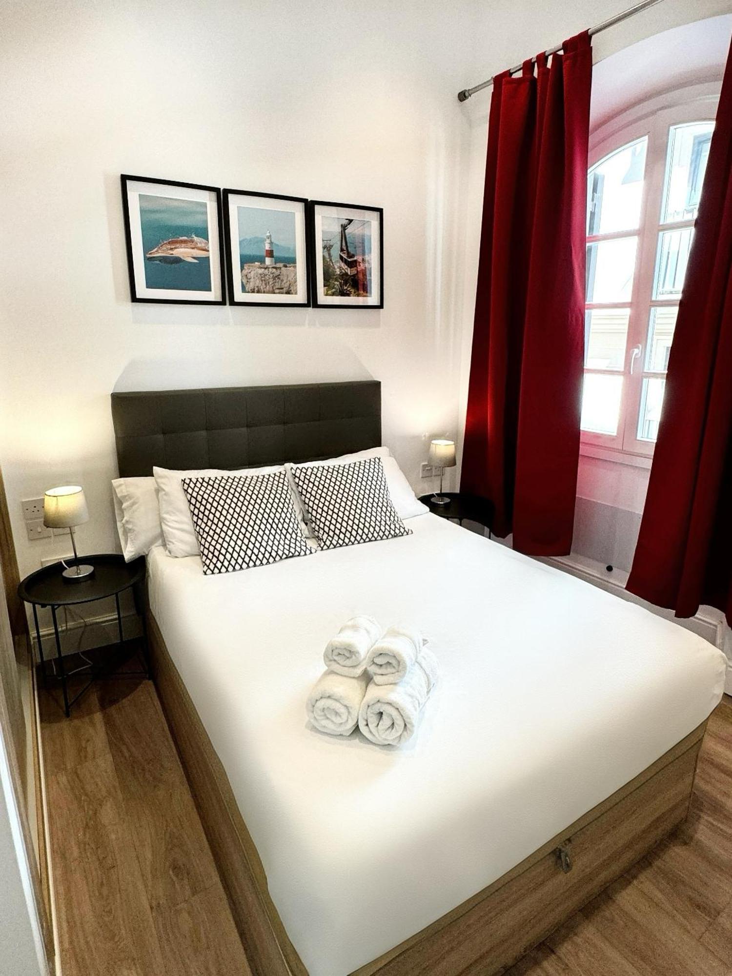 Fabulous City Centre Apartment - Grand Central House Gibraltar Extérieur photo